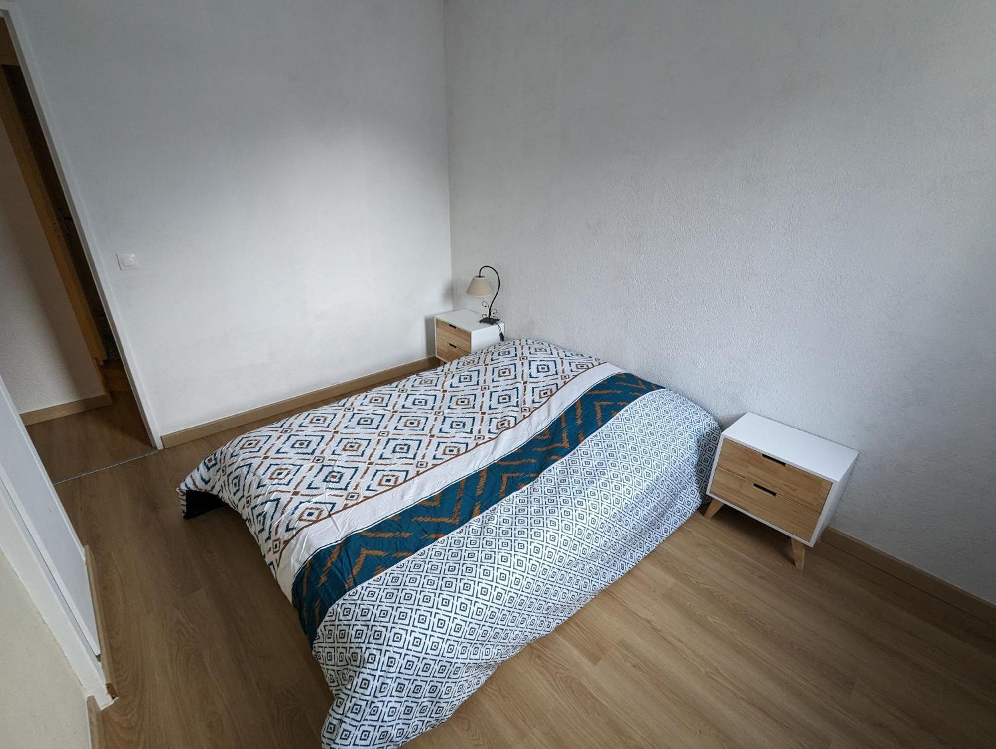 שאמוני Central Spacious Flat With Private Parking מראה חיצוני תמונה