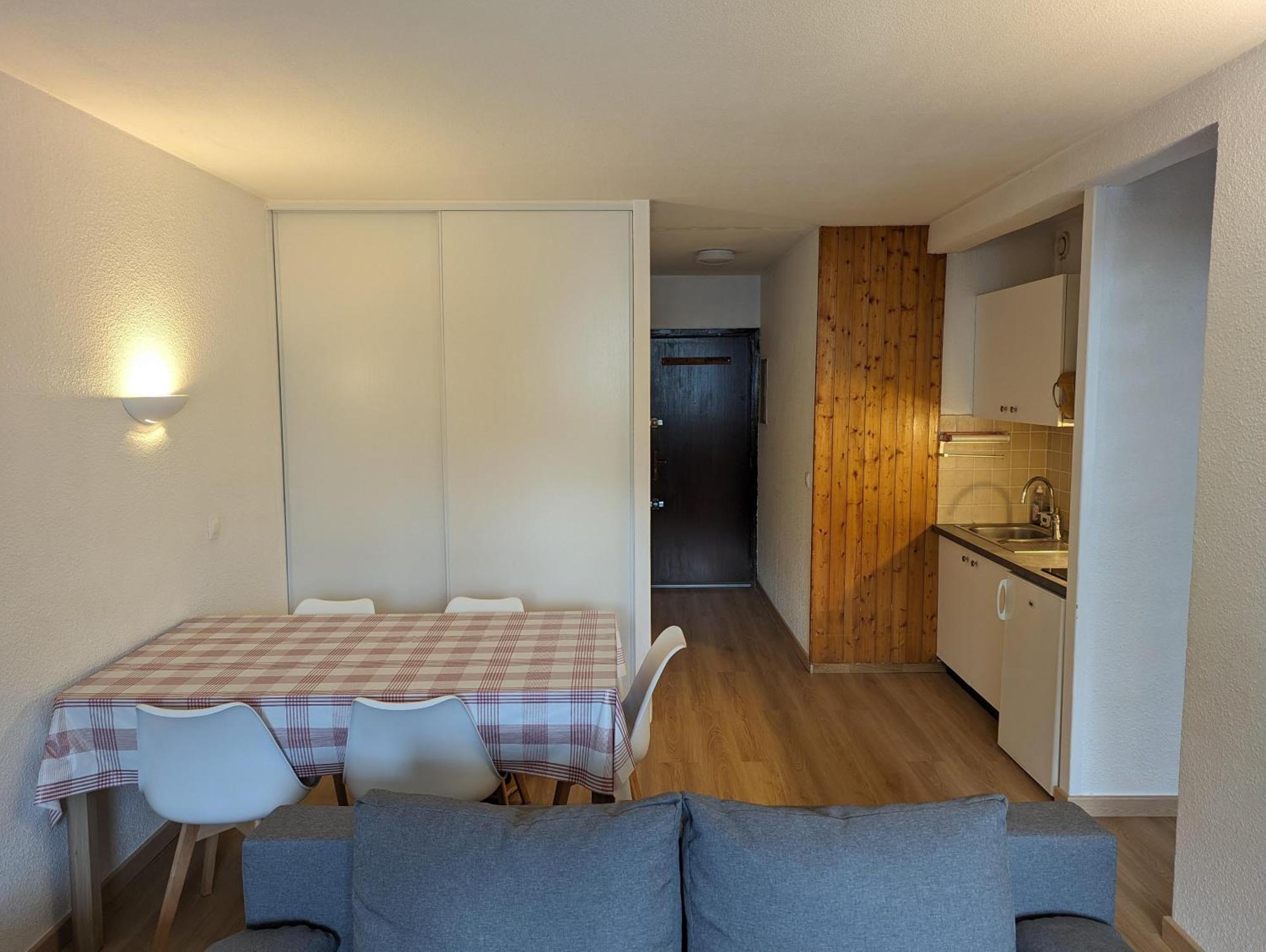 שאמוני Central Spacious Flat With Private Parking מראה חיצוני תמונה